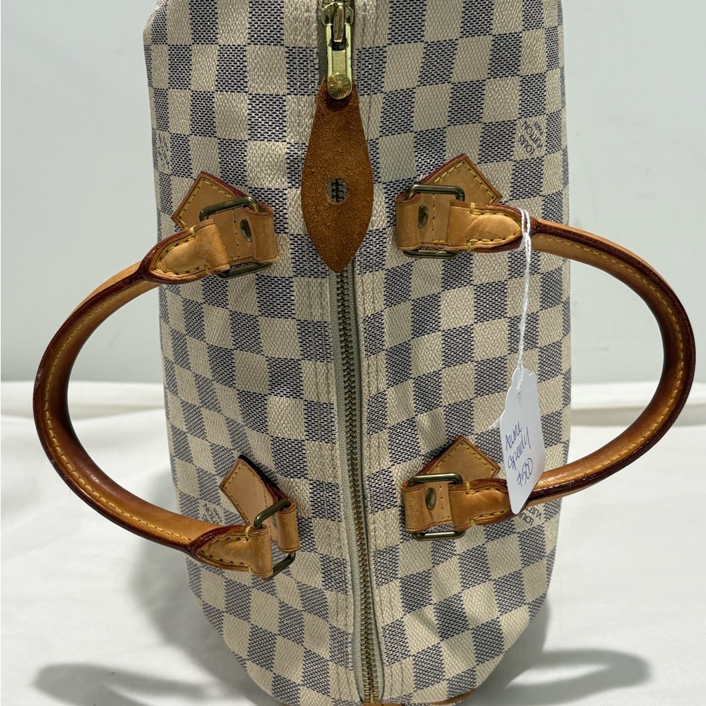 Authentic Louis Vuitton Speedy 30 Damier Azur Handbag with certificate - Picture 11 of 16